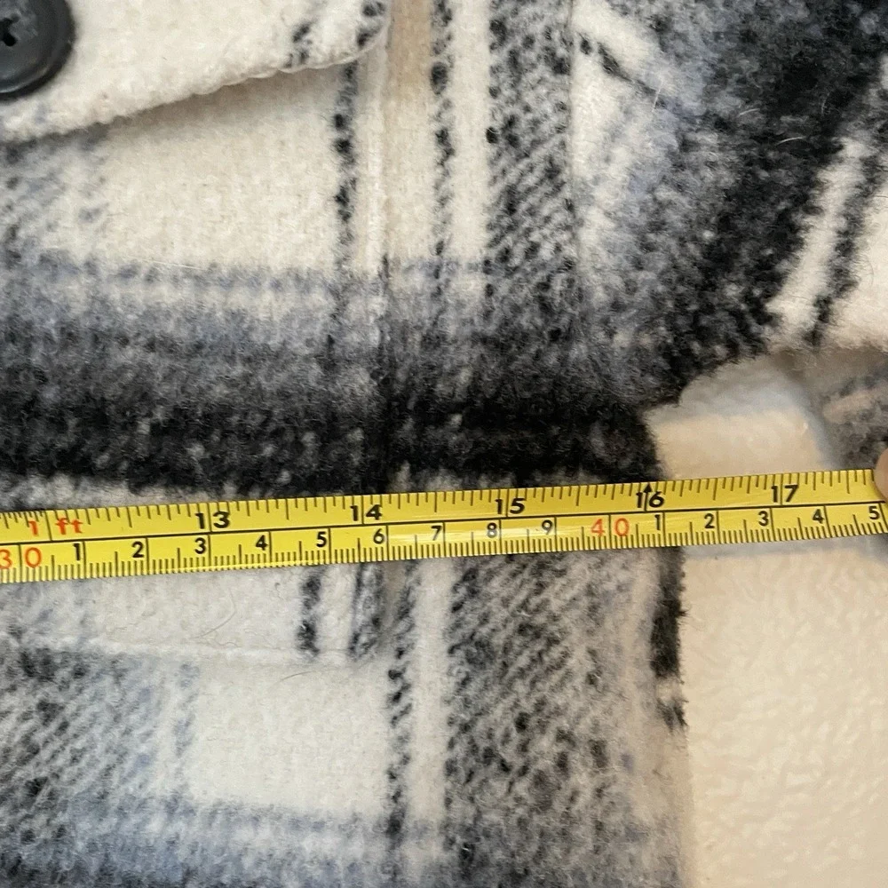 Gap Kids Plaid Shirt Jacket,‎ Black & White, Size Small